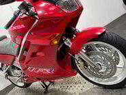 Honda VFR 1990 GENUINE ICONIC 750CC CLASSIC 21