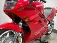 Honda VFR 1990 GENUINE ICONIC 750CC CLASSIC 22