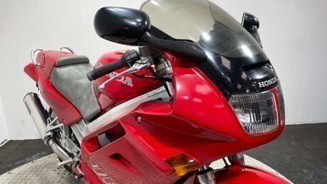 Honda VFR 1990 GENUINE ICONIC 750CC CLASSIC 20