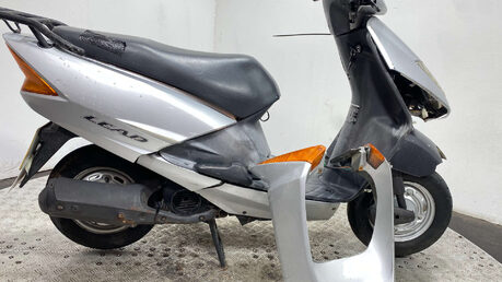 Honda SCV 100 2007 RUNNING PROJECT SCOOTER 100CC 3