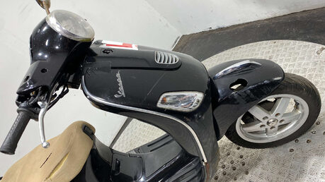 Piaggio Vespa SCOOTER 2012 NON RUNNING PROJECT SCOOTER 5