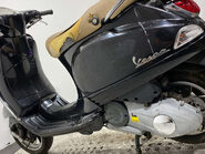 Piaggio Vespa SCOOTER 2012 NON RUNNING PROJECT SCOOTER 11