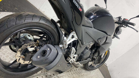 WK Bikes S 2016 RUNNING PROJECT BIKE 250CC 10