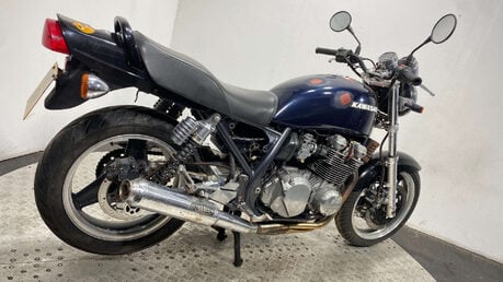 Kawasaki Zephyr 1993 CLASSIC PROJECT BIKE 750CC 2
