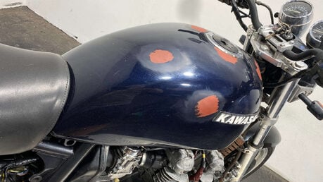 Kawasaki Zephyr 1993 CLASSIC PROJECT BIKE 750CC 7