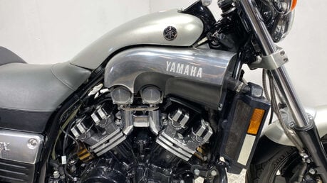 Yamaha Vmax NEW MOT, SERVICED, 8K, CLASSIC 8