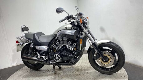 Yamaha Vmax NEW MOT, SERVICED, 8K, CLASSIC 11