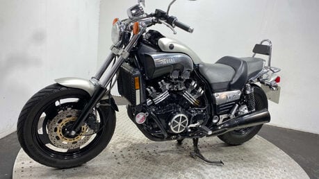 Yamaha Vmax NEW MOT, SERVICED, 8K, CLASSIC 13