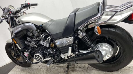 Yamaha Vmax NEW MOT, SERVICED, 8K, CLASSIC 18
