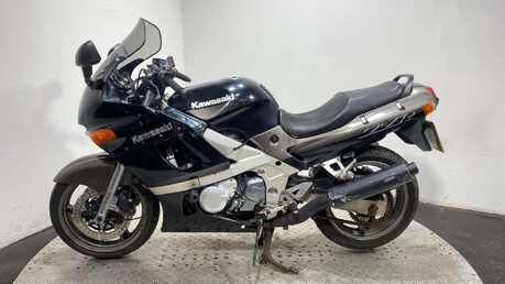 Kawasaki ZZR 2000 IDEAL BREAKER, 600CC PROJECT 11