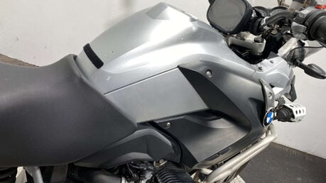 BMW R1200GS SERVICED, LONG MOT, PANNIERS 7