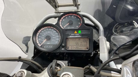 BMW R1200GS SERVICED, LONG MOT, PANNIERS 8