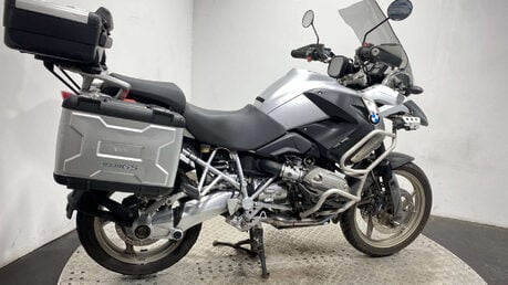 BMW R1200GS SERVICED, LONG MOT, PANNIERS 10