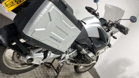 BMW R1200GS SERVICED, LONG MOT, PANNIERS 11