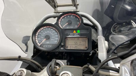 BMW R1200GS SERVICED, LONG MOT, PANNIERS 8