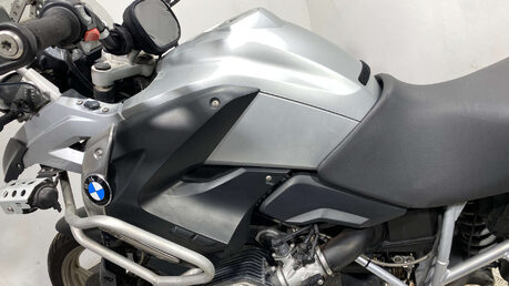 BMW R1200GS SERVICED, LONG MOT, PANNIERS 19