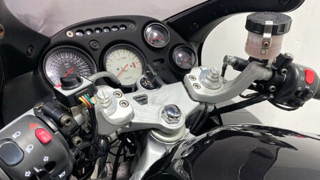 Triumph Sprint NEW MOT 955CC SERVICED 18