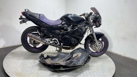 Suzuki GSX 1994 CLASSIC BREAKER PROJECT BIKE 1
