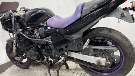 Suzuki GSX 1994 CLASSIC BREAKER PROJECT BIKE 15