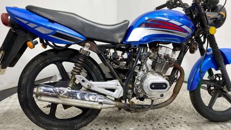 Lexmoto Arrow RUNNING 125CC NAKED BIKE 2013 3