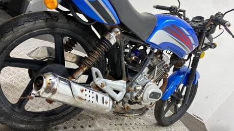 Lexmoto Arrow RUNNING 125CC NAKED BIKE 2013 9