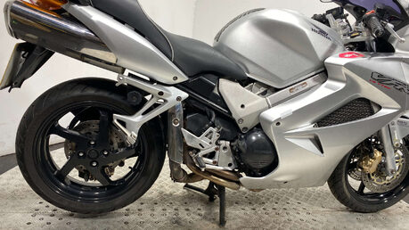 Honda VFR 2002 MOT 6/26 SERVICED 800CC TOURER 3