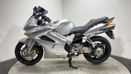 Honda VFR 2002 MOT 6/26 SERVICED 800CC TOURER 10