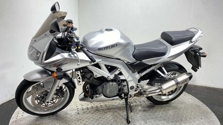 Suzuki SV1000 ONLY 8K, NEW MOT, 1000CC VTWIN 11