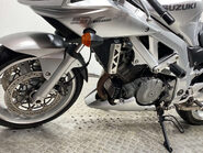Suzuki SV1000 ONLY 8K, NEW MOT, 1000CC VTWIN 12
