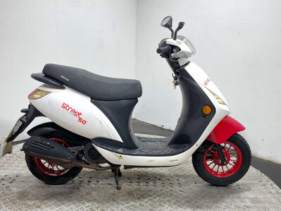 Znen ZNEN STREET 50 SINNIS STREET 50 2017NON RUNNING 50CC SCOOTER 2017