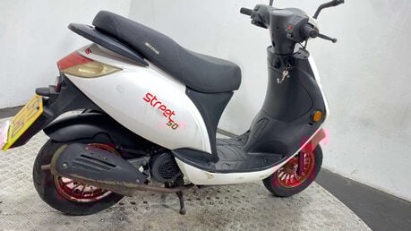Znen ZNEN STREET 50 SINNIS STREET 50 2017NON RUNNING 50CC SCOOTER 2017 2