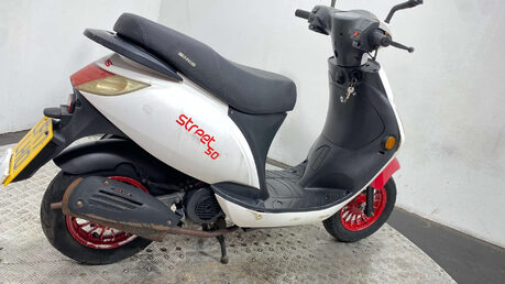 Znen ZNEN STREET 50 SINNIS STREET 50 2017NON RUNNING 50CC SCOOTER 2017 2