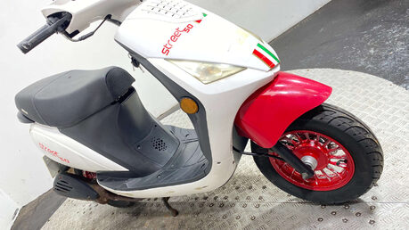Znen ZNEN STREET 50 SINNIS STREET 50 2017NON RUNNING 50CC SCOOTER 2017 19
