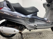 Piaggio X8 125 2006 NON RUNNING MAXI SCOOTER 125CC 3