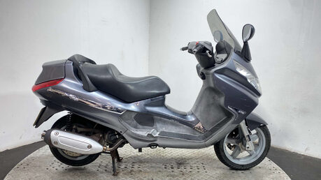 Piaggio X8 125 2006 NON RUNNING MAXI SCOOTER 125CC 9
