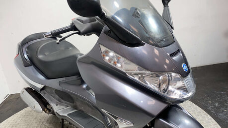 Piaggio X8 125 2006 NON RUNNING MAXI SCOOTER 125CC 19
