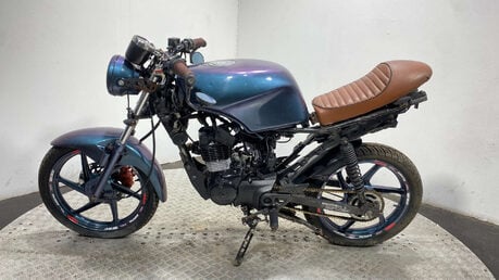 Honda CBF125 NON RUNNING PARTS BIKE 125CC 11