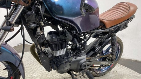 Honda CBF125 NON RUNNING PARTS BIKE 125CC 14