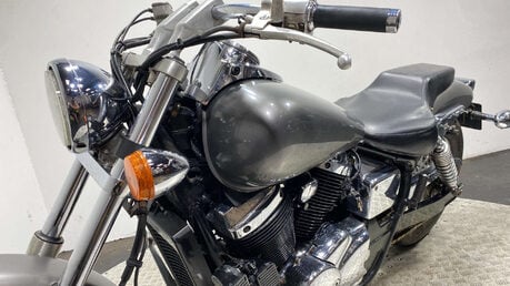 Honda VT750 750 DC Shadow NON RUNNING CRUISER BIKE 750CC 13