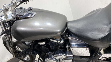 Honda VT750 750 DC Shadow NON RUNNING CRUISER BIKE 750CC 16