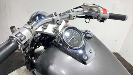 Honda VT750 750 DC Shadow NON RUNNING CRUISER BIKE 750CC 17