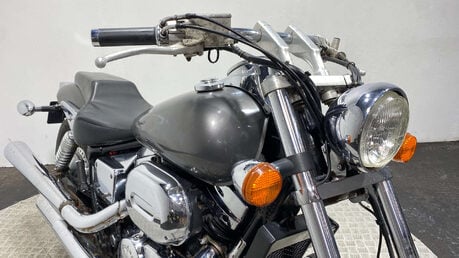 Honda VT750 750 DC Shadow NON RUNNING CRUISER BIKE 750CC 18