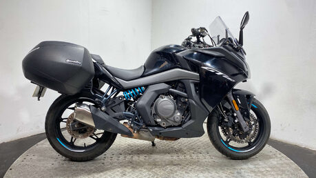 cf moto GT RUNNING PROJECT BIKE READ AD PANNIERS 650CC 1