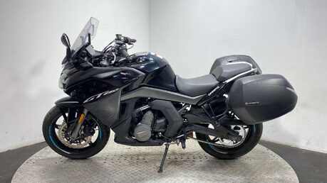 cf moto GT RUNNING PROJECT BIKE READ AD PANNIERS 650CC 10