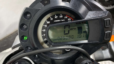 Yamaha FZ 600 2005 SERVICED NEW MOT TRADE SALE 10
