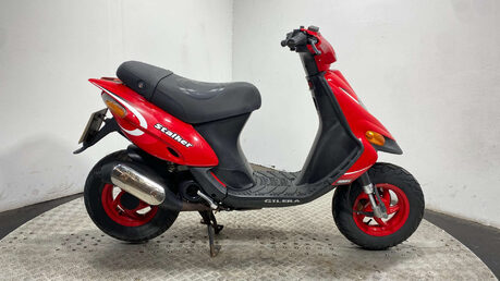 Gilera Stalker 50 2 stroke 50cc project scooter 1