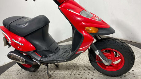 Gilera Stalker 50 2 stroke 50cc project scooter 4