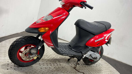 Gilera Stalker 50 2 stroke 50cc project scooter 13