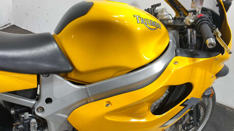Triumph TT GOOD RUNNING PROJECT BIKE 600 6