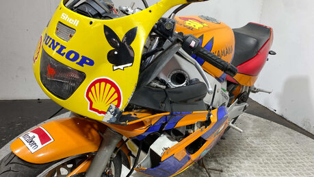 Yamaha FZR 1000 1991 Genesis NON RUNNING CLASSIC 1000CC 20